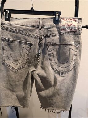 True Religion Men's Light Gray Denim Ricky Shorts with Signature Back Pockets